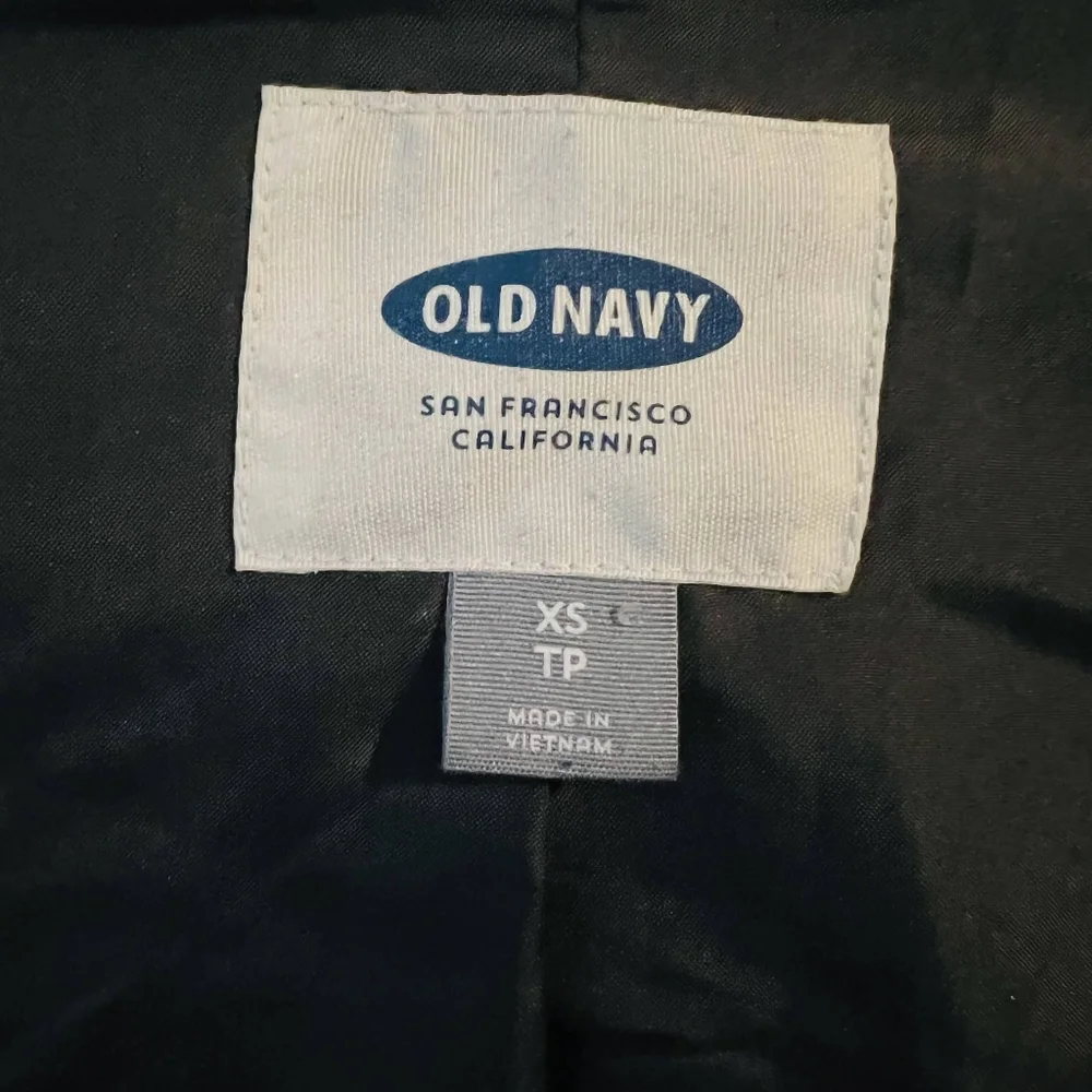 Old Navy gray jacket - Picture 7 of 9